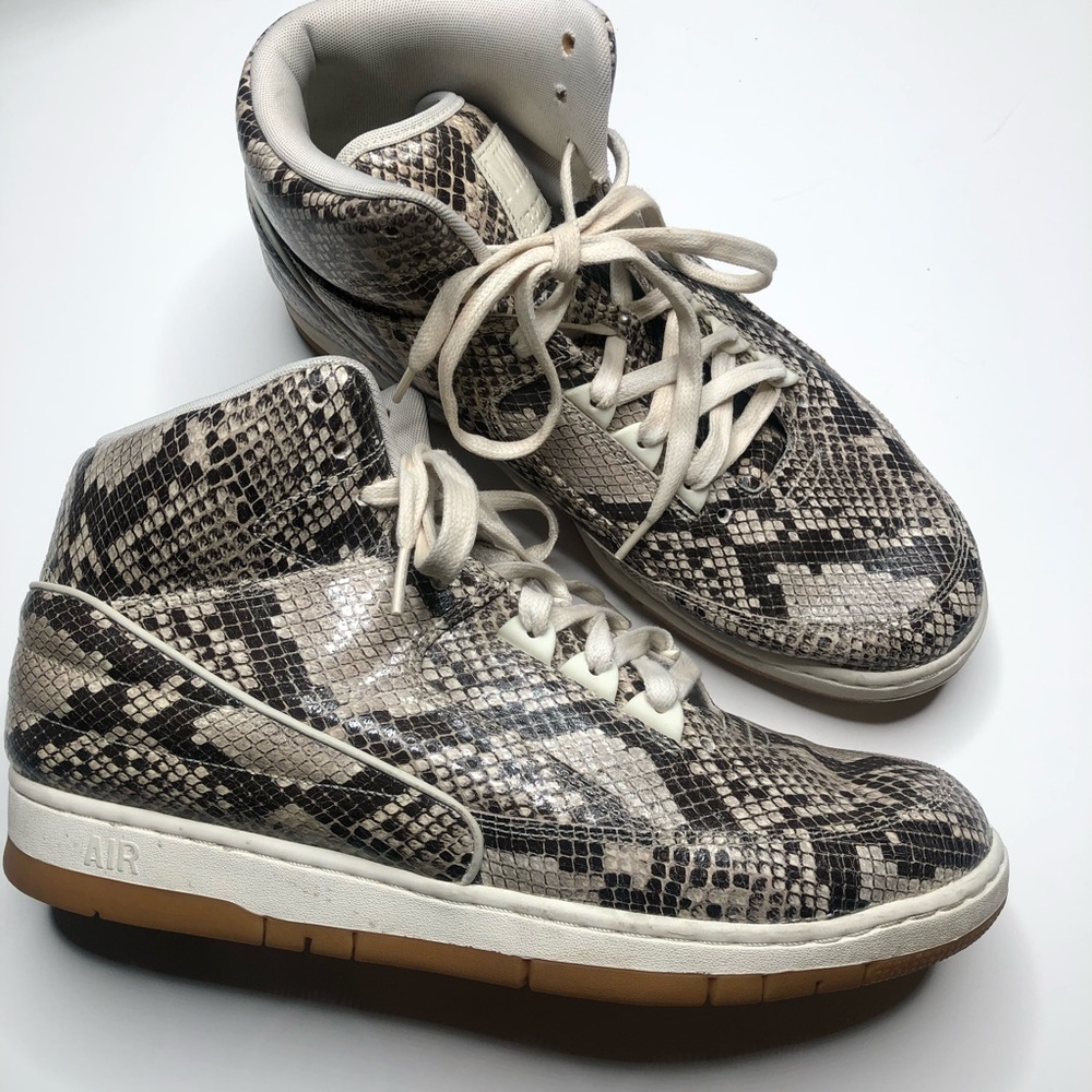 Nike Air Pythons Hi Top Shoes